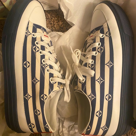 Louis Vuitton Stellar Sneakers - Picture 1 of 5